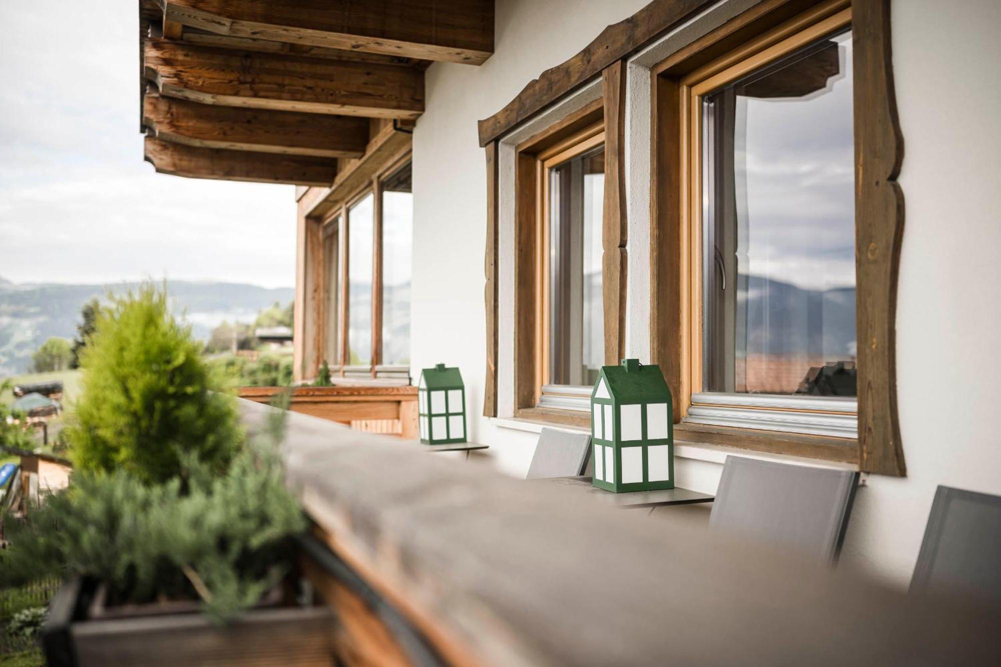 Pension Haus Tirol لايون المظهر الخارجي الصورة