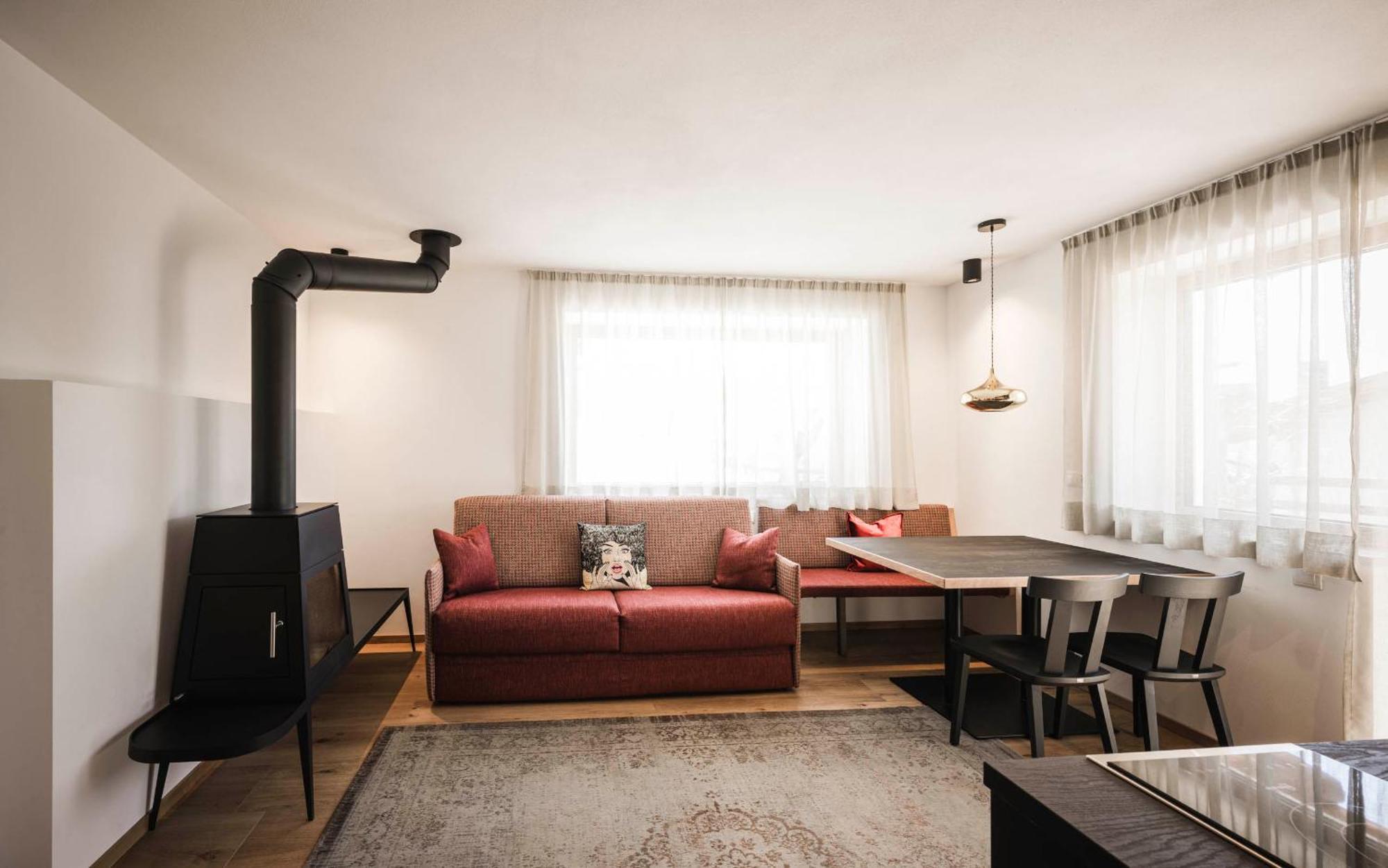 Pension Haus Tirol لايون المظهر الخارجي الصورة