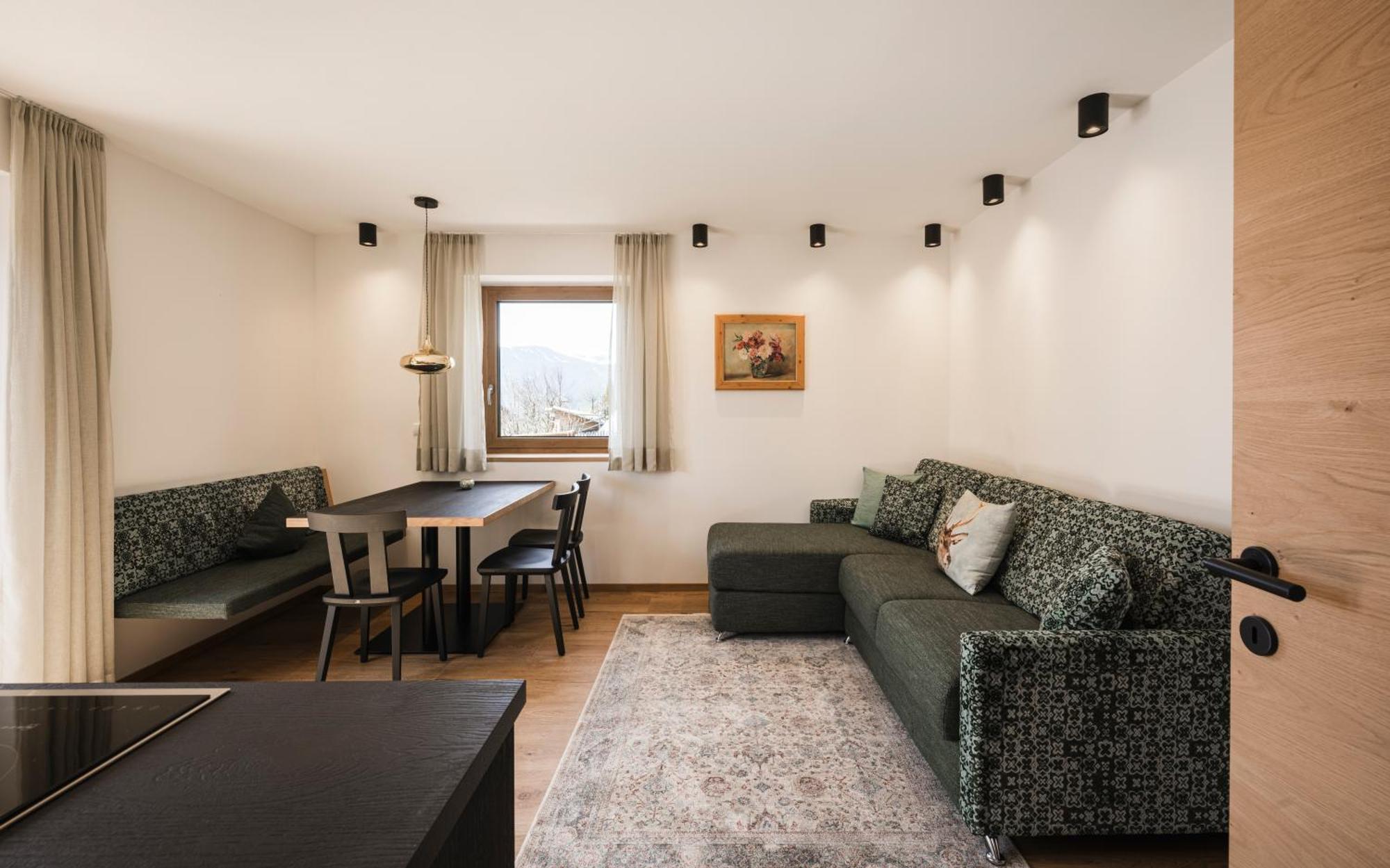 Pension Haus Tirol لايون المظهر الخارجي الصورة